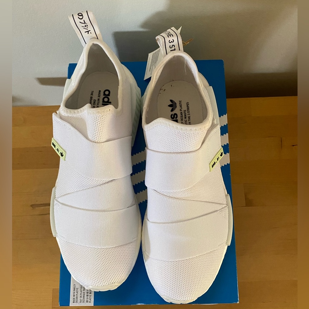NWB Adidas NMD R1 Cloud White with Self Fastening Straps Sz 8 - Picture 2 of 10